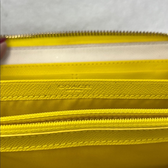 Coach Vibrant Yellow and Cream Leather Wallet - Picture 6 of 12